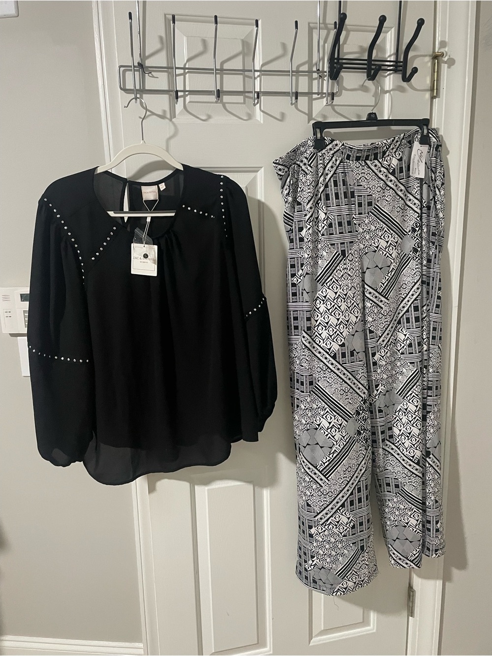 Black Stud-Accent Blouse & Black White Printed Pants Set 2x nwt